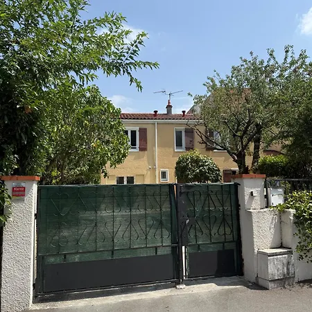 Casa de Férias Occitane - Elegant 6 Bedroom House With Garden Toulouse